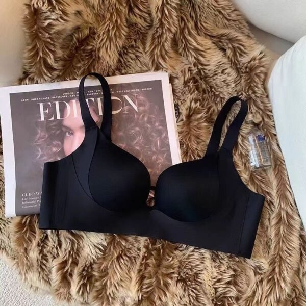 Beautiful Back Strap Seamless Surprise Push-Up Bra - Image 8