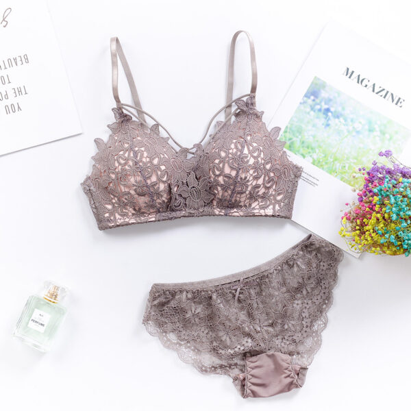 Sexy Lace Bra Panty Set - Image 5